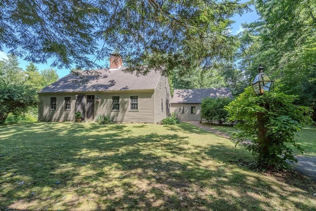 Photo of 129 Webster Mills