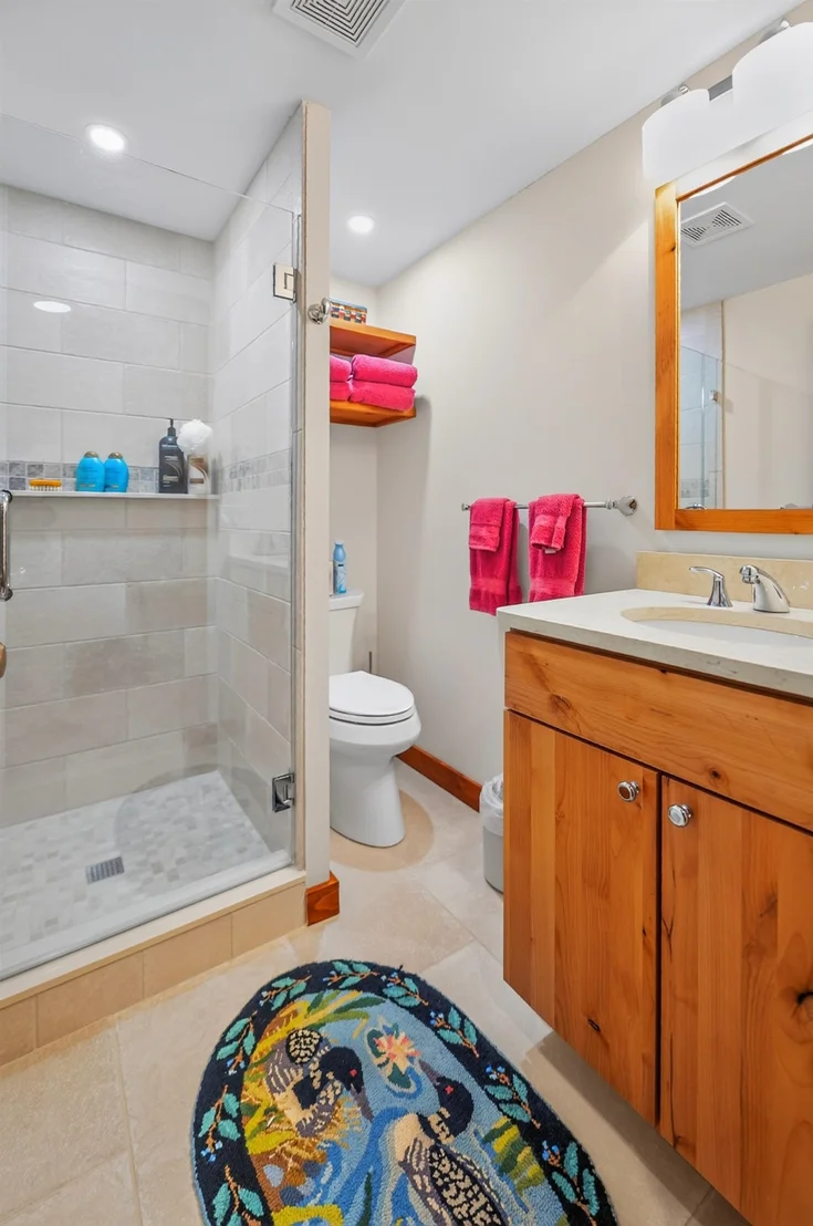 Photo of Unit 21 at 18D White Oaks