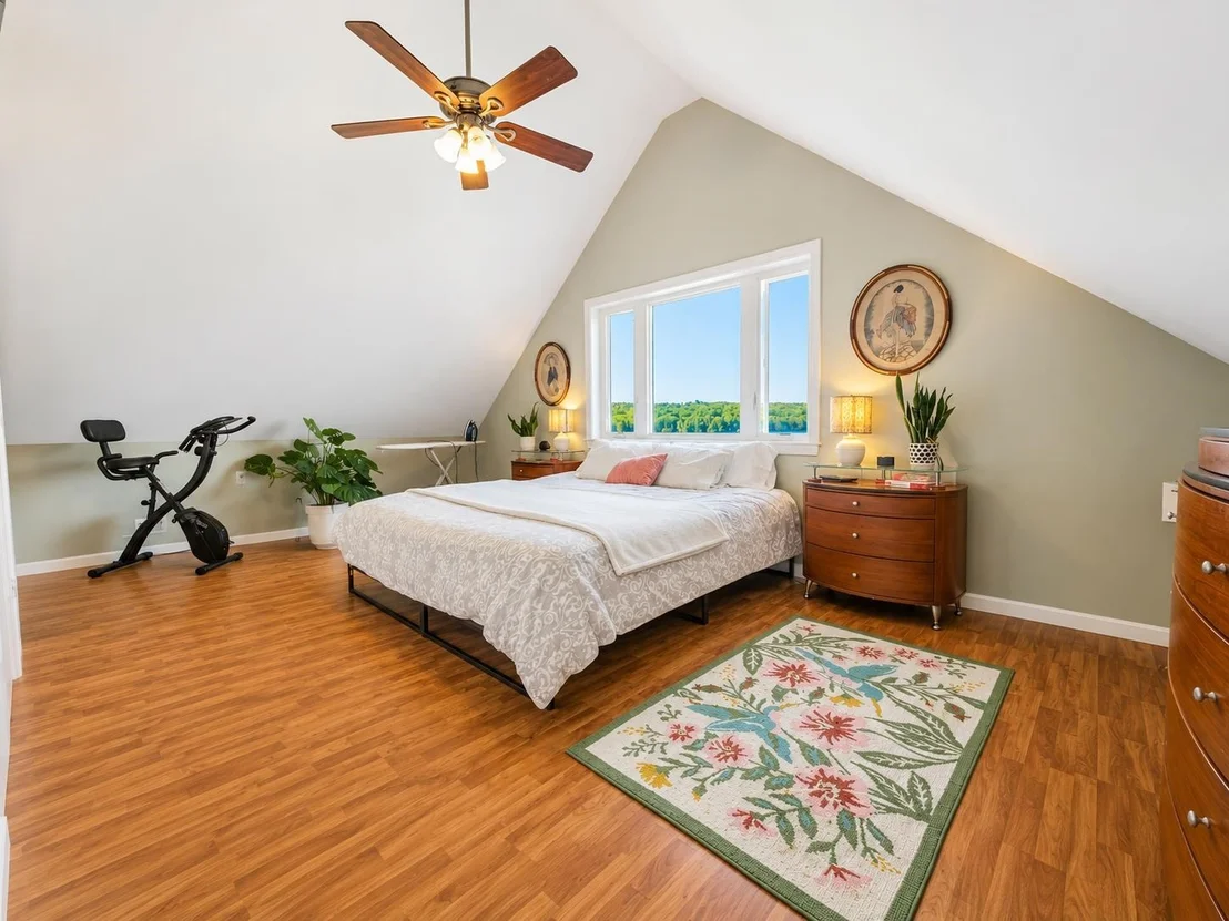 Photo of 212 Boulder