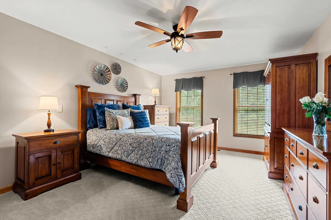 Photo of 52 Oak Hill