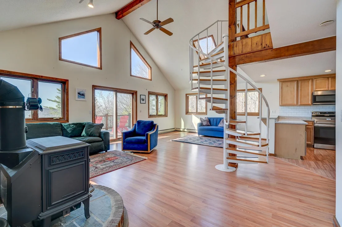 Photo of 27 Upper Lake View