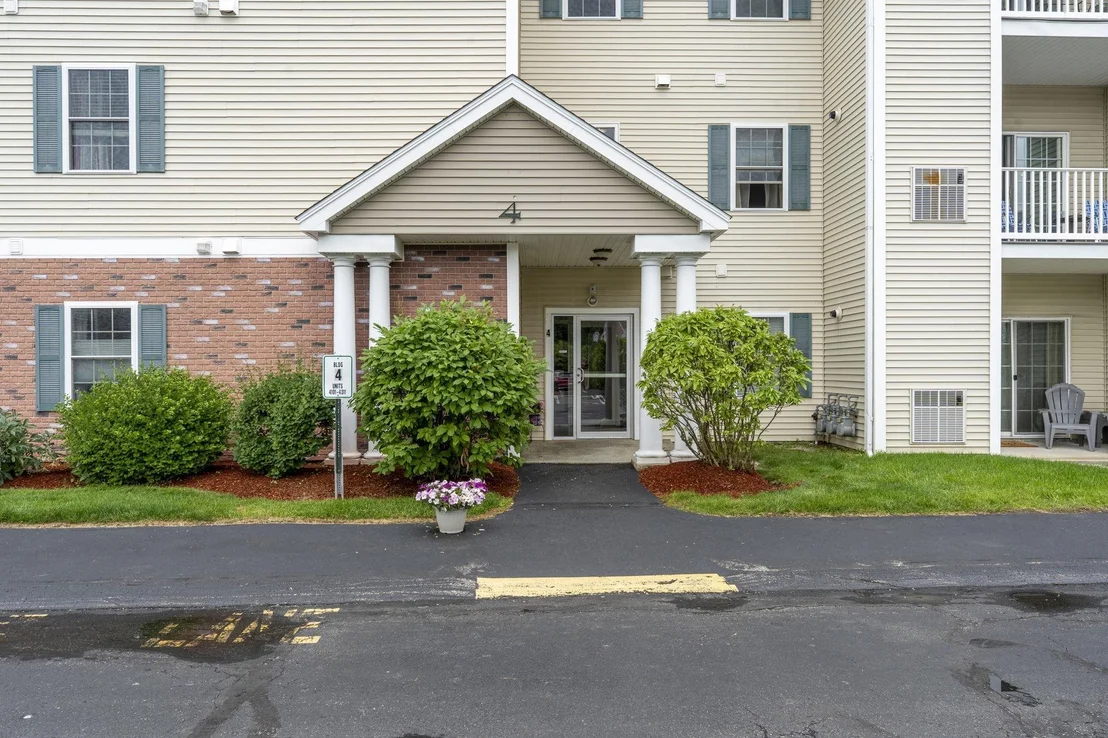 Photo of Unit 202 at 65 Fordway