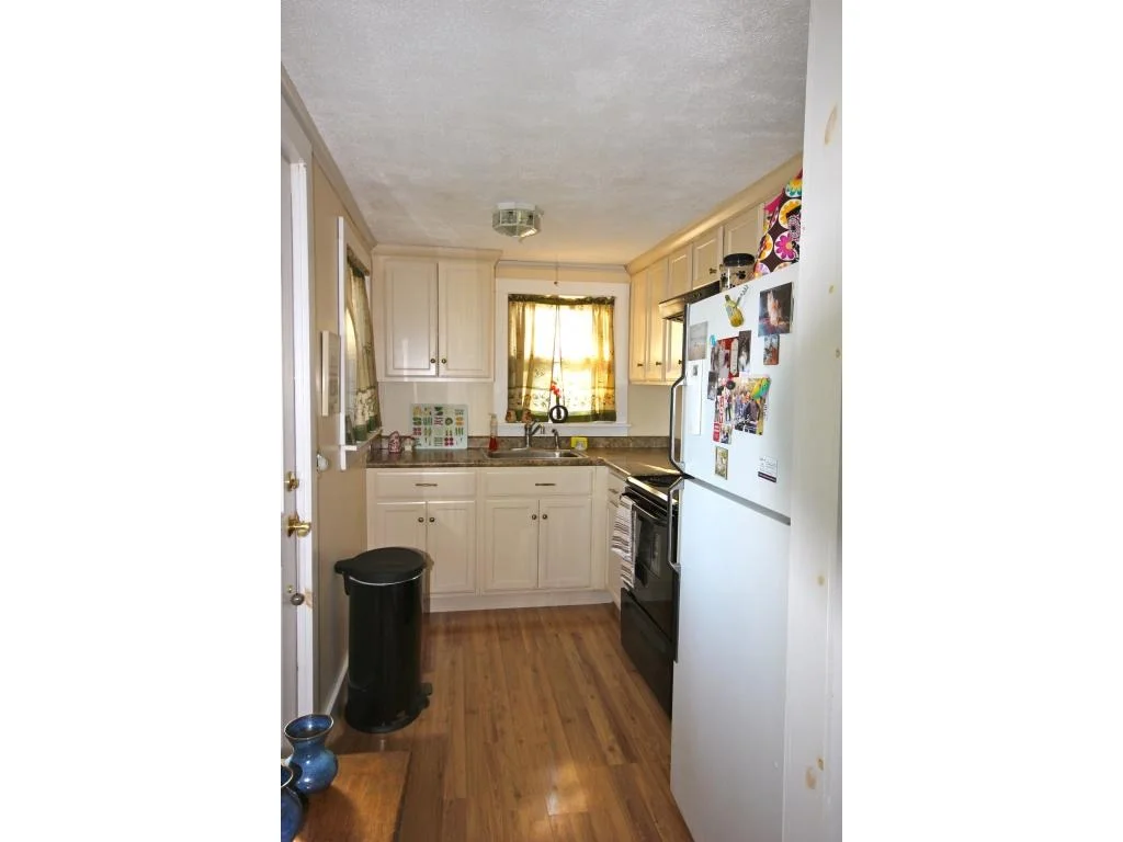 Photo of 6 Broadview Ave