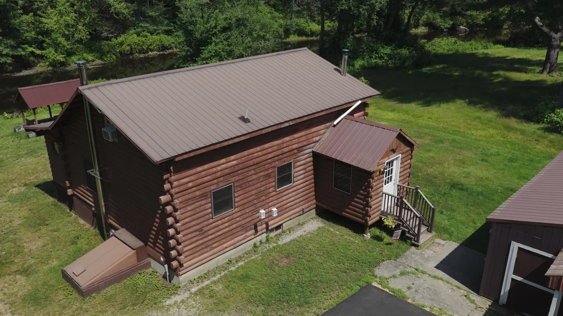 Photo of 253 Back Ashuelot