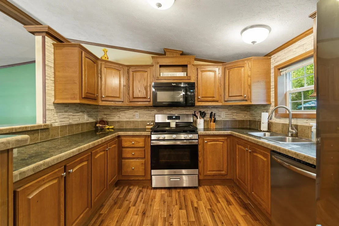 Photo of 1700 Highgate