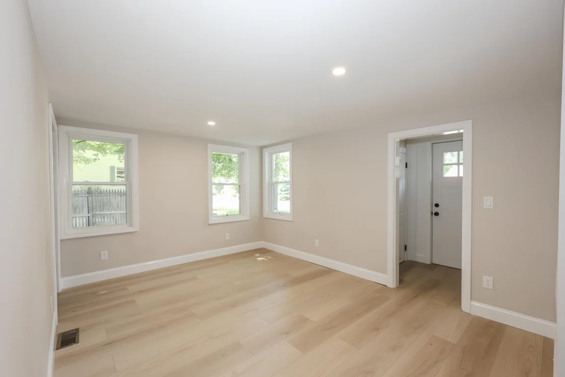 Photo of 32 Raymond