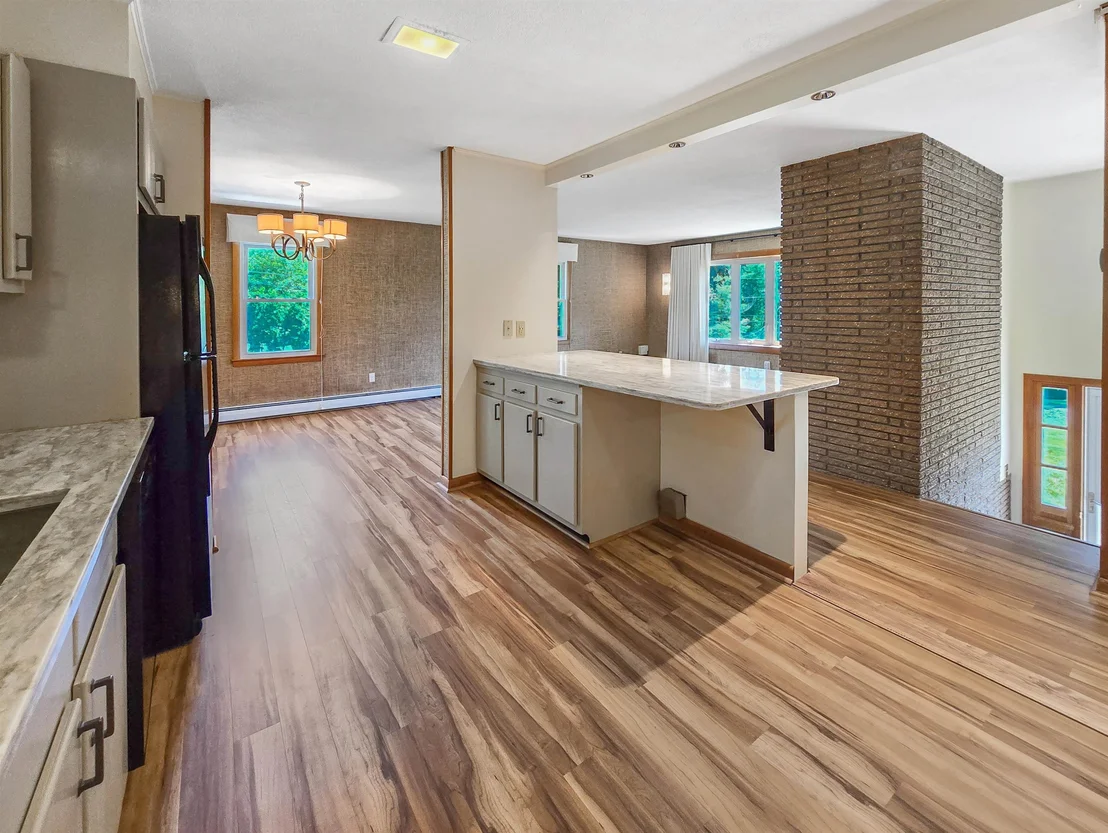 Photo of 6 Juniper Hill