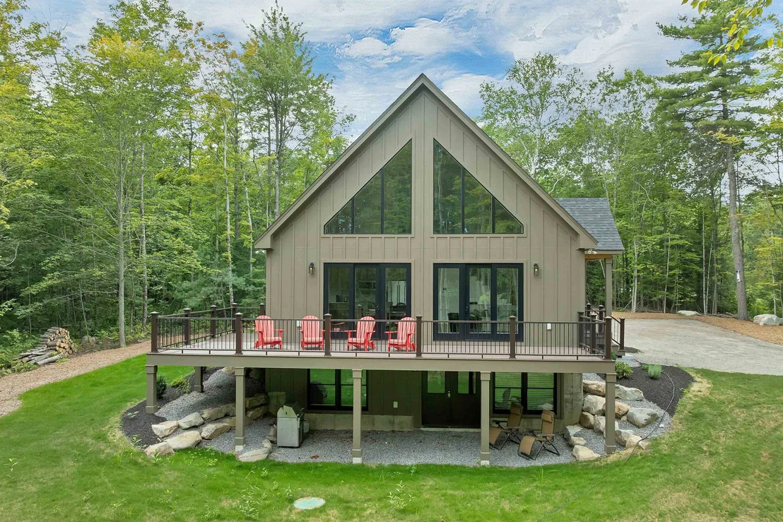 Photo of 1341 Cherry Valley