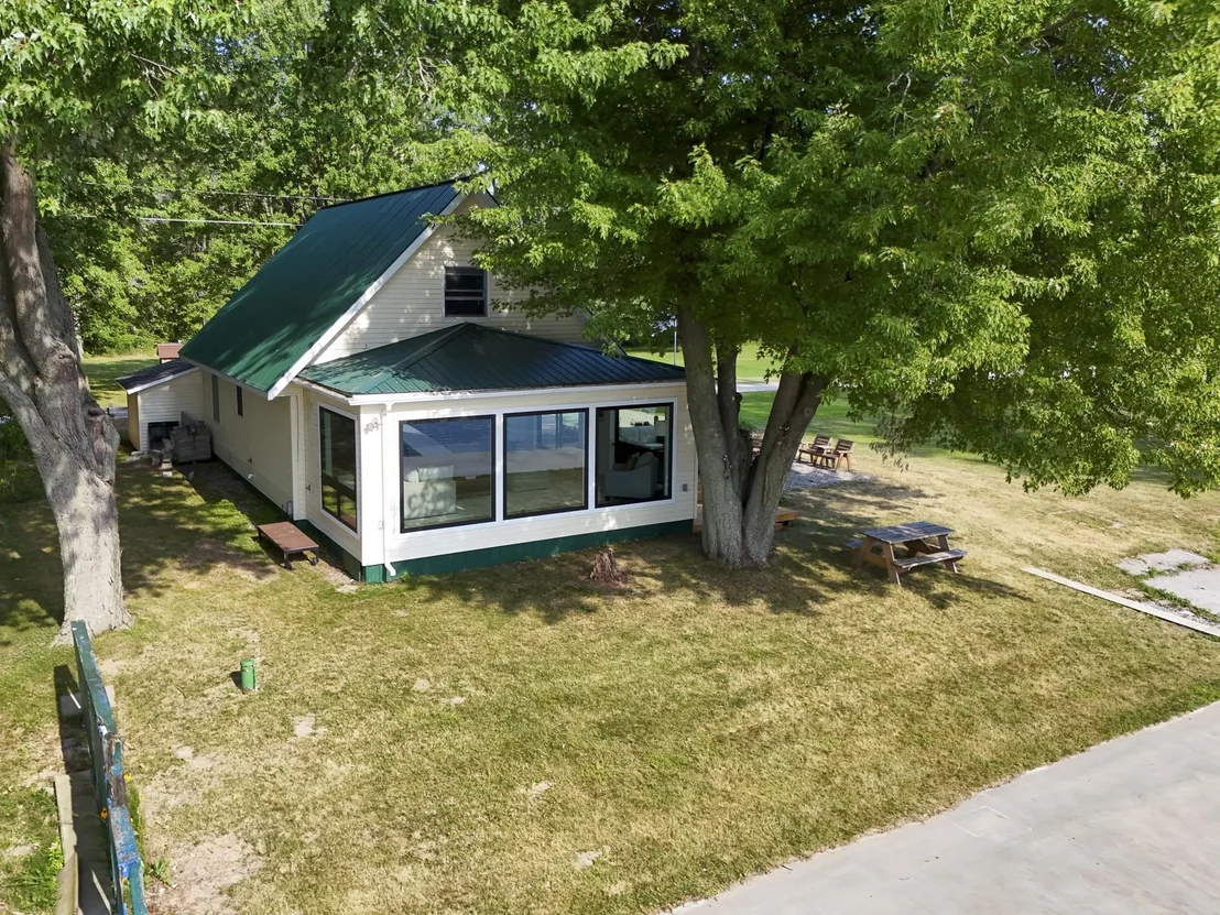 Photo of 502 Duck Point