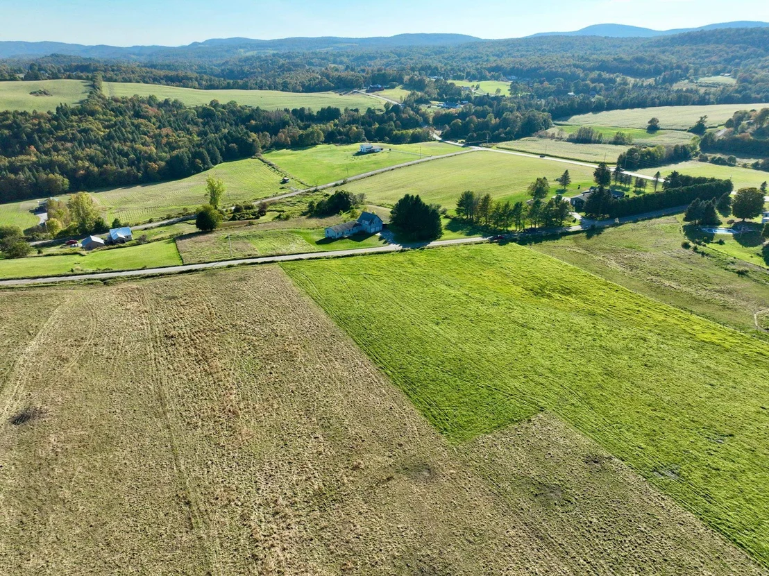 Photo of Unit LOT2 at 19 Upper Usle