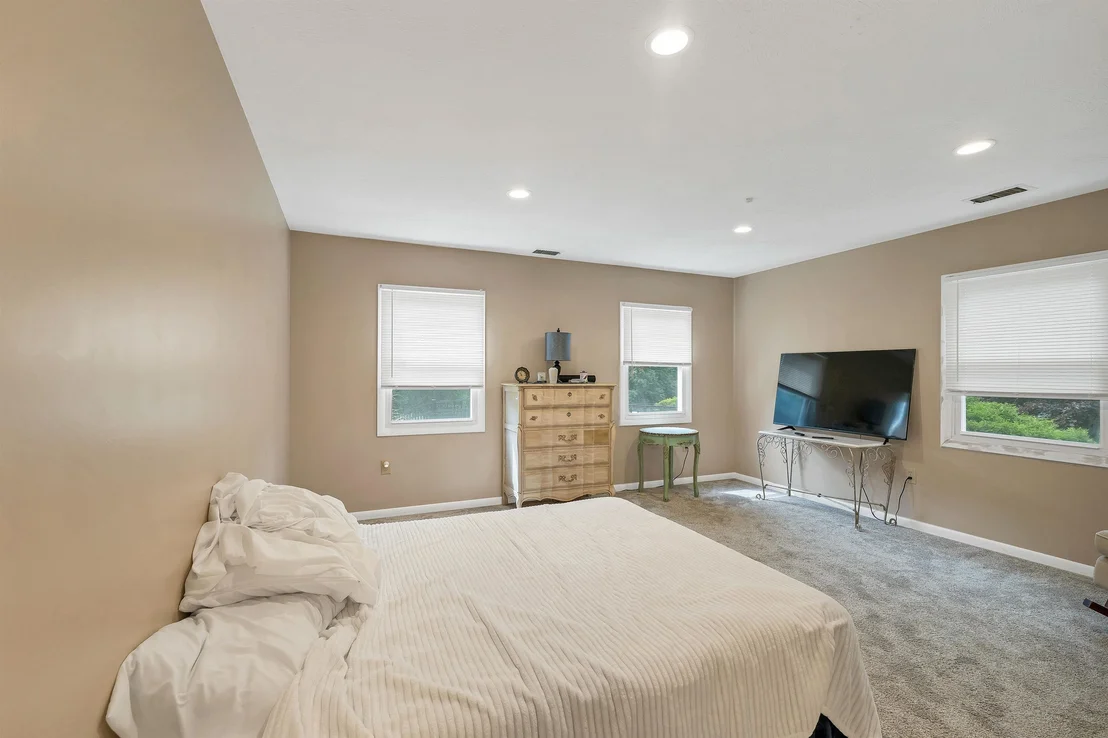 Photo of 78 Warner Hill