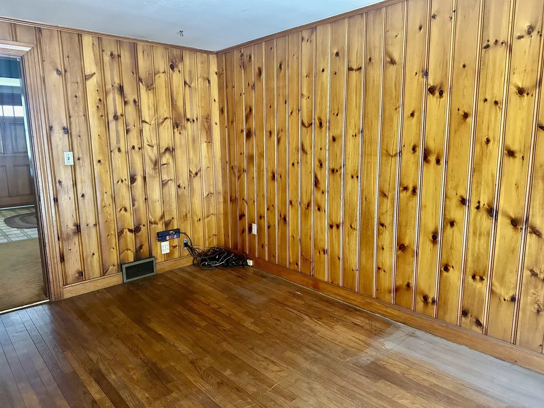 Photo of 1188 Valley