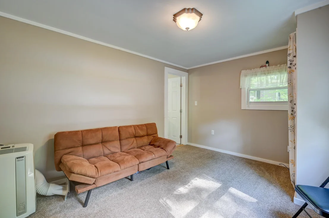 Photo of 93 Eagle Ledge