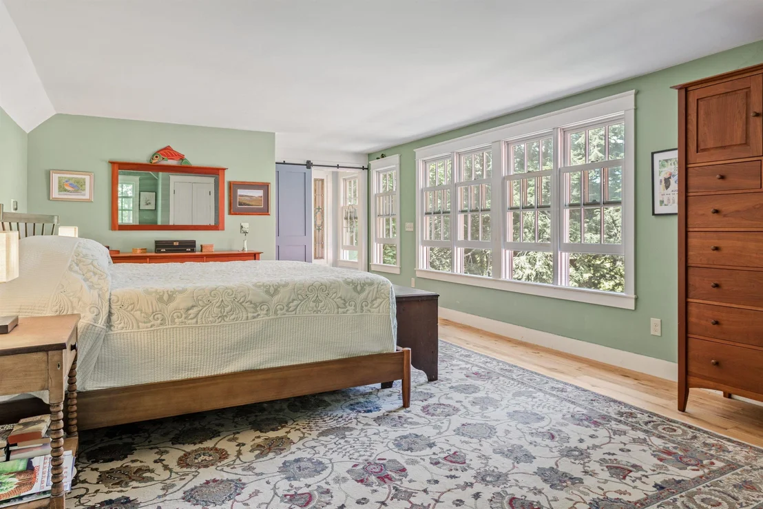 Photo of 83 Walnut