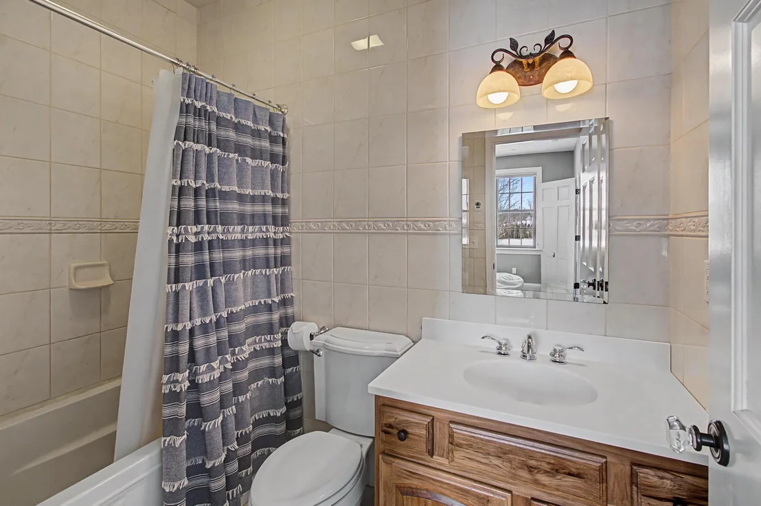Photo of 4517 Oak Hill