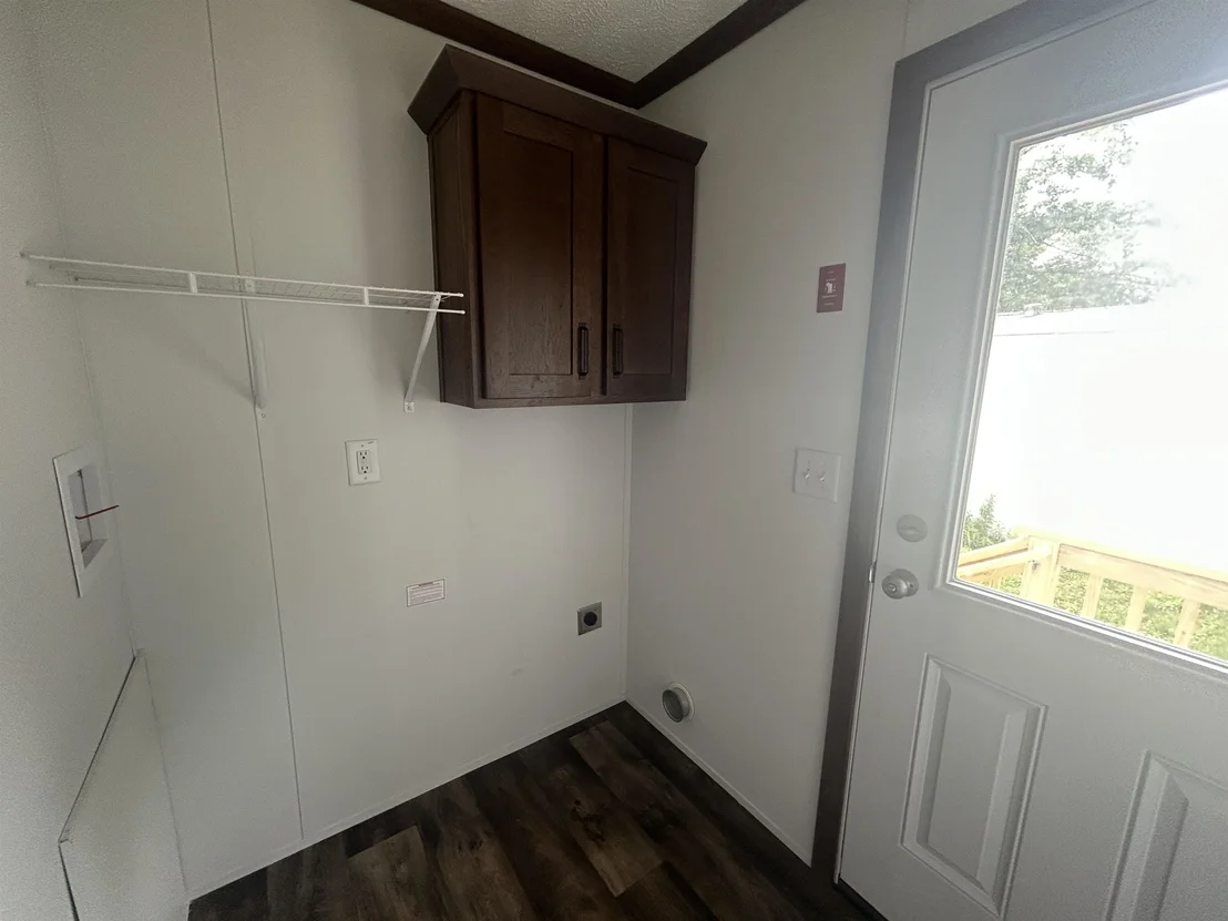 Photo of 23 Royal Crest
