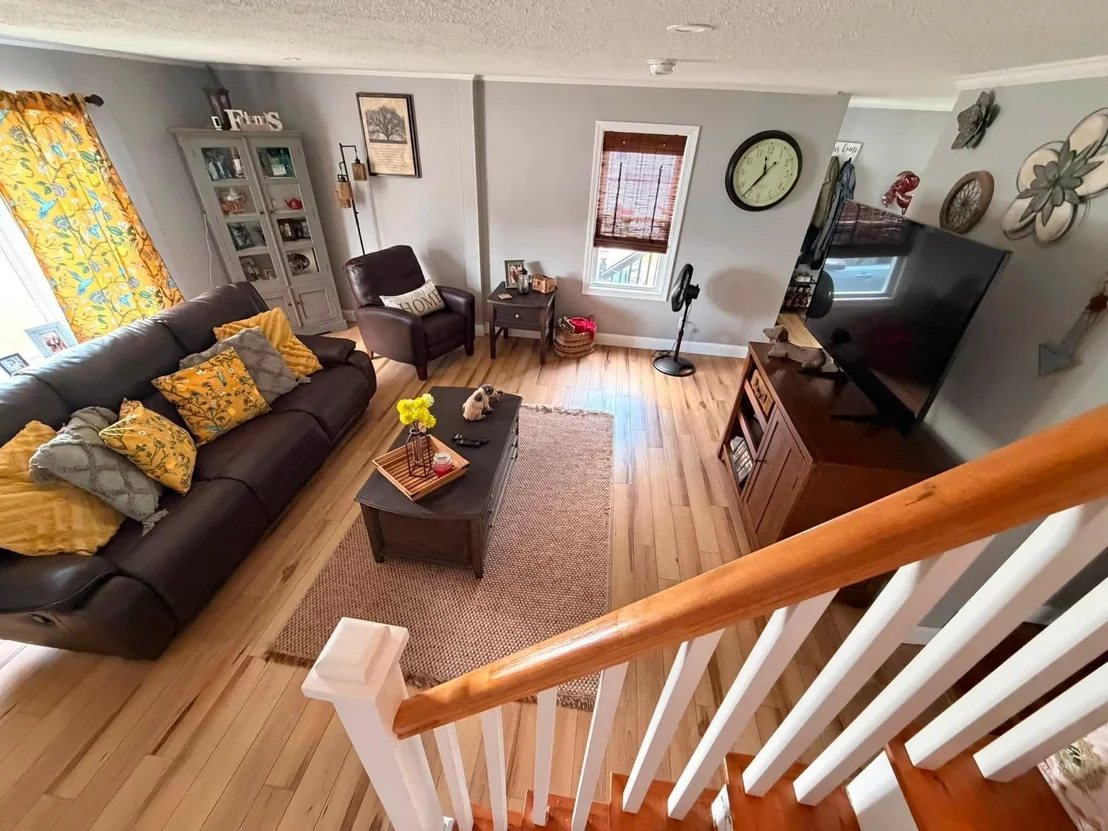 Photo of 98 Maple