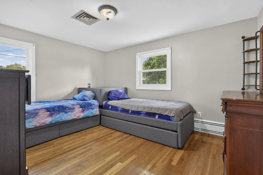 Photo of 75 Forest Park