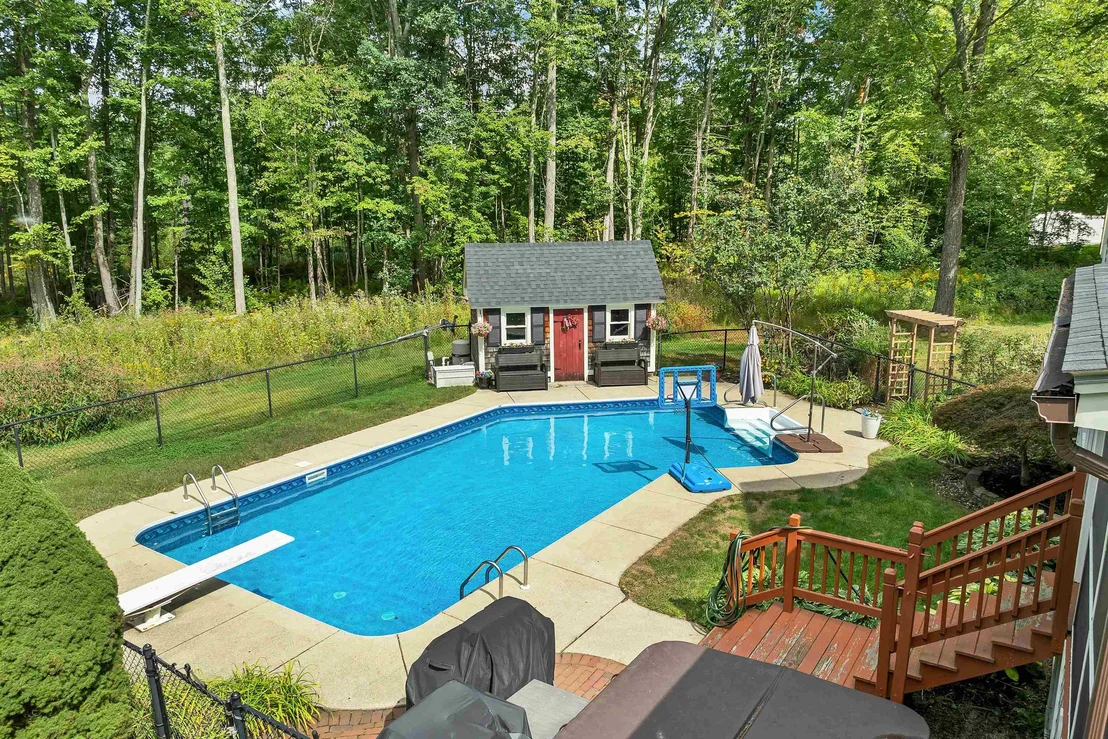 Photo of 27 Oakmont