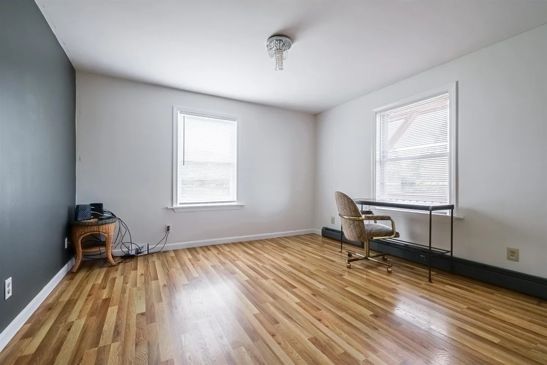 Photo of 285 Currier