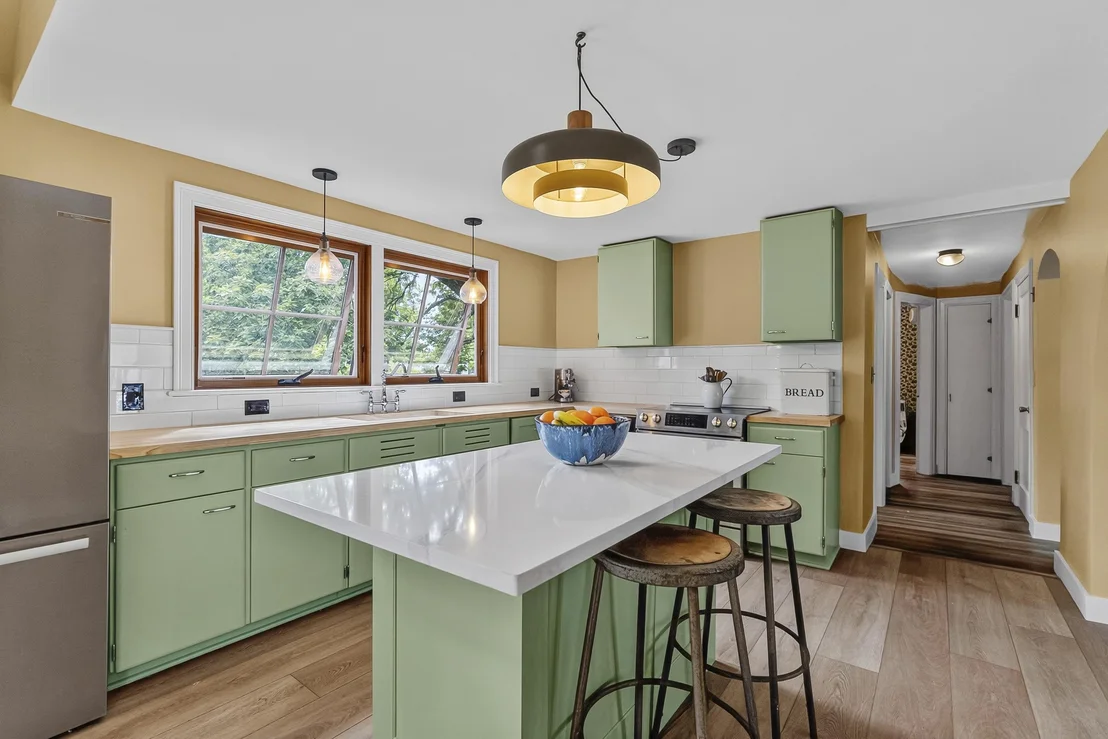Photo of 7 Wilbrod