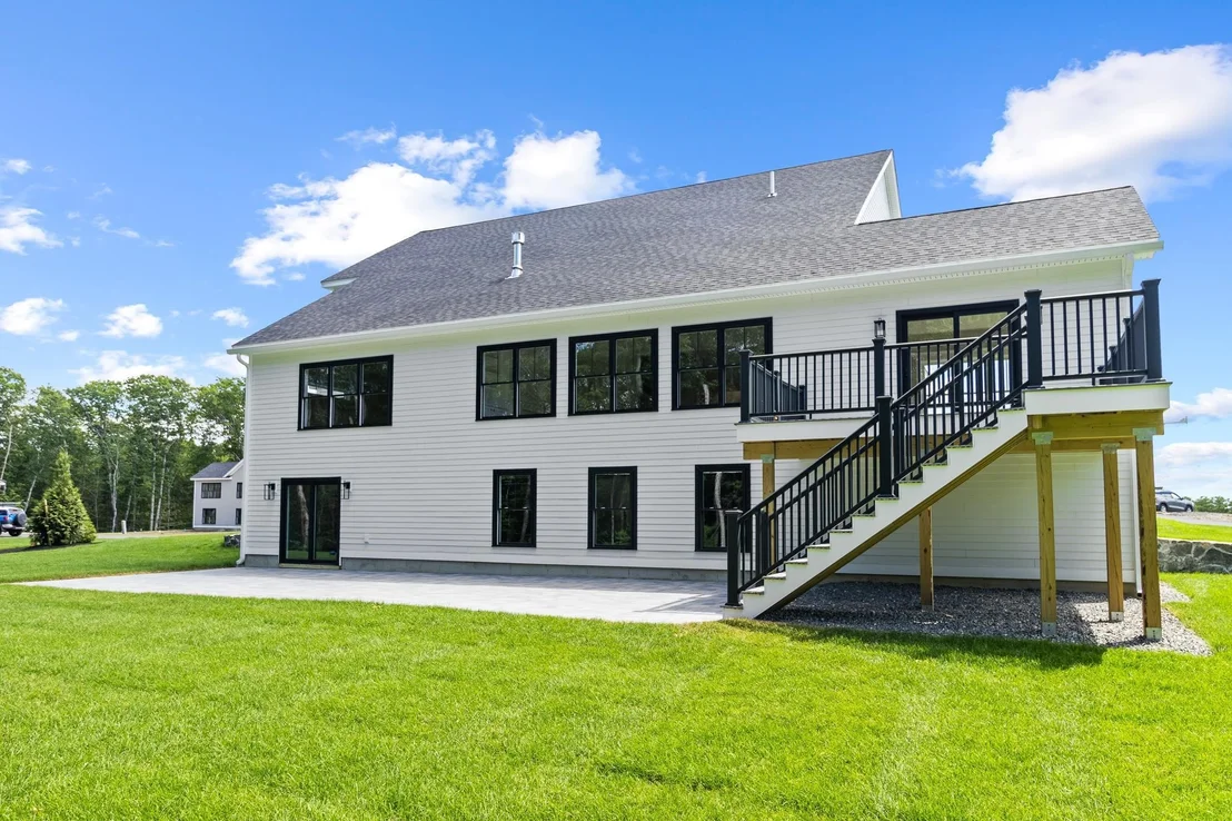 Photo of Unit LOT8 at 38 Signature