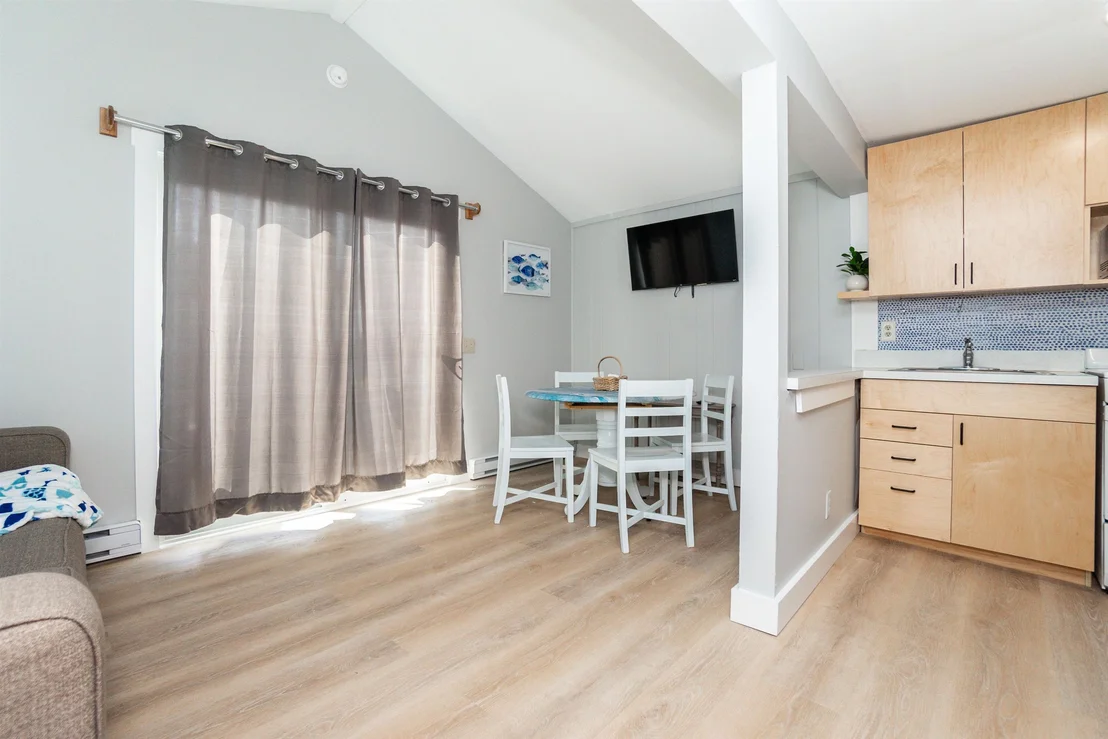 Photo of Unit 2 at 401A Ocean