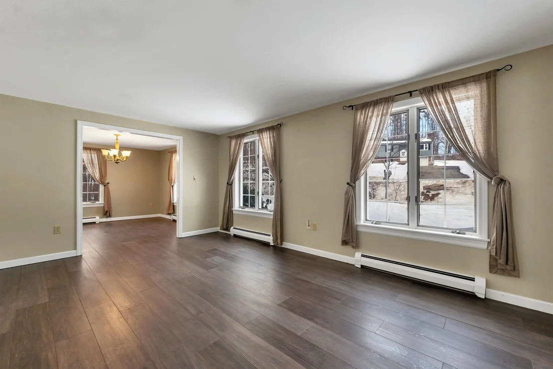 Photo of 53 Oak Knoll