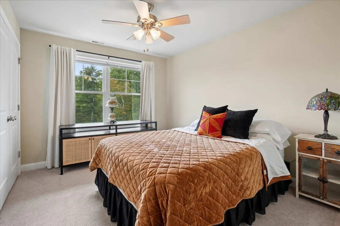 Photo of Unit A at 12 Manor