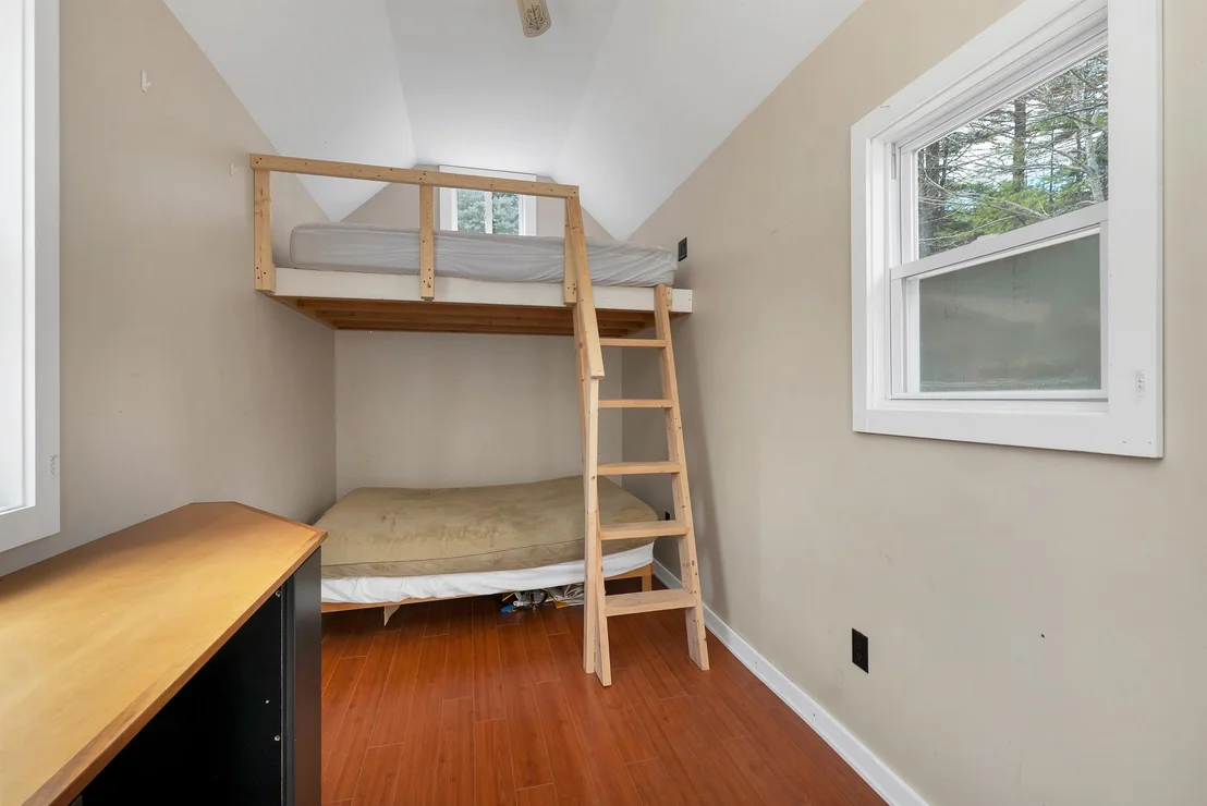 Photo of 8 Leland