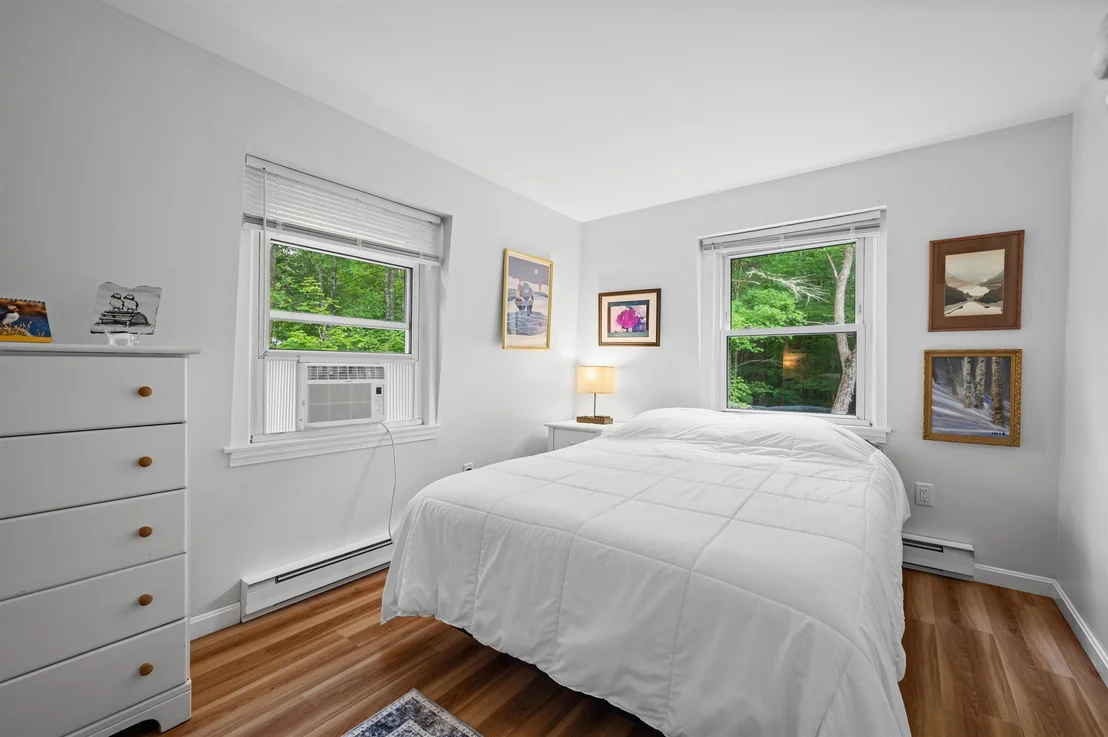 Photo of 8 Pine Grove