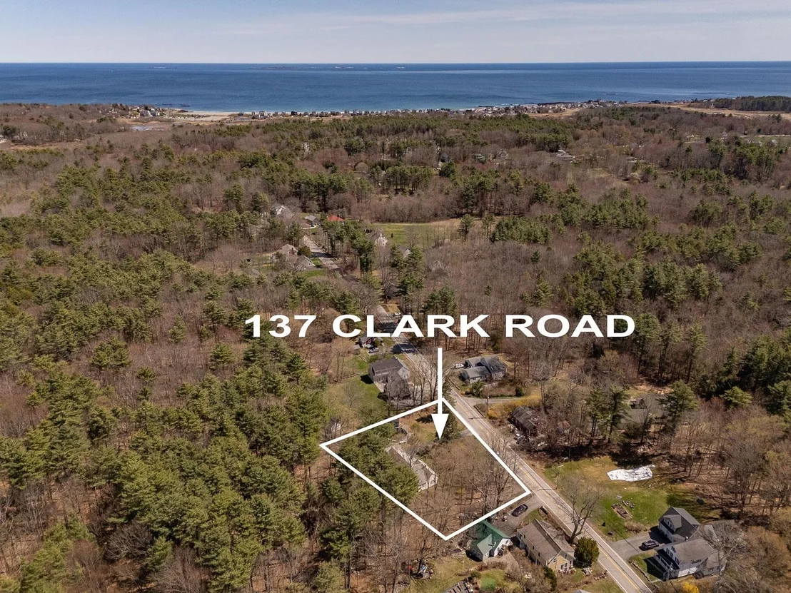 Photo of 137 Clark