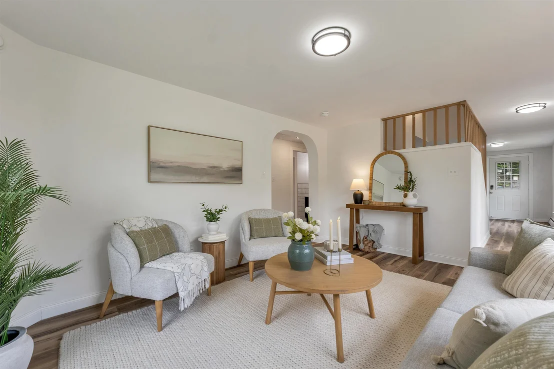 Photo of 203 Pease