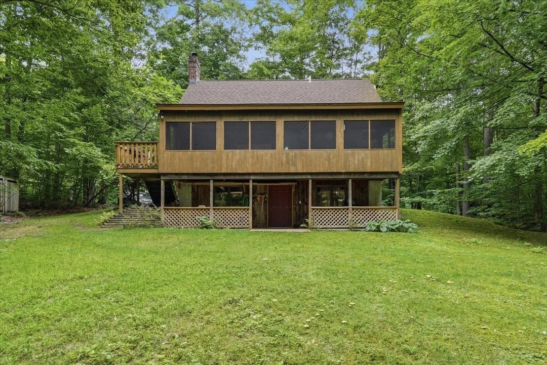 Photo of 17 Forest Ridge