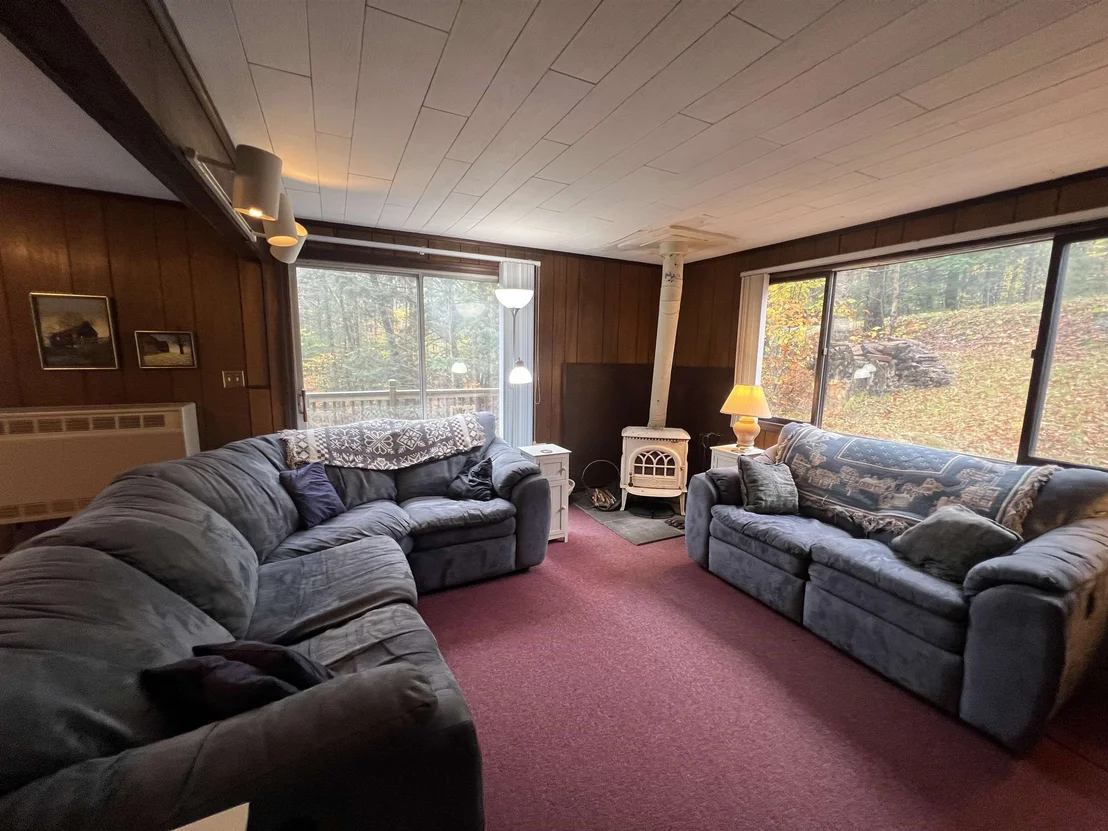 Photo of 40 Ellis Brook