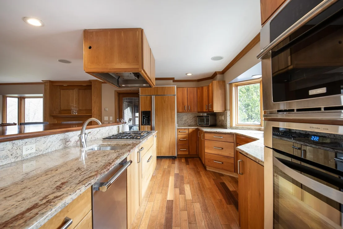 Photo of 838 Cricket Hill