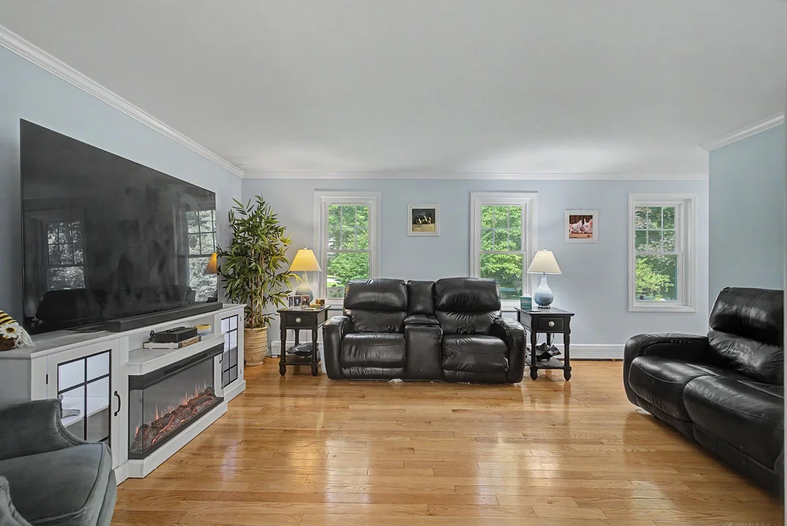 Photo of 8 Sandy Brook