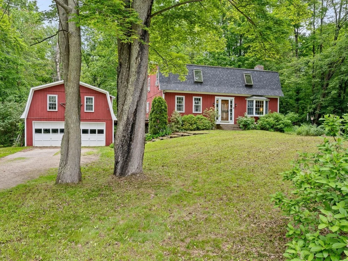 Photo of 1128 Hardscrabble