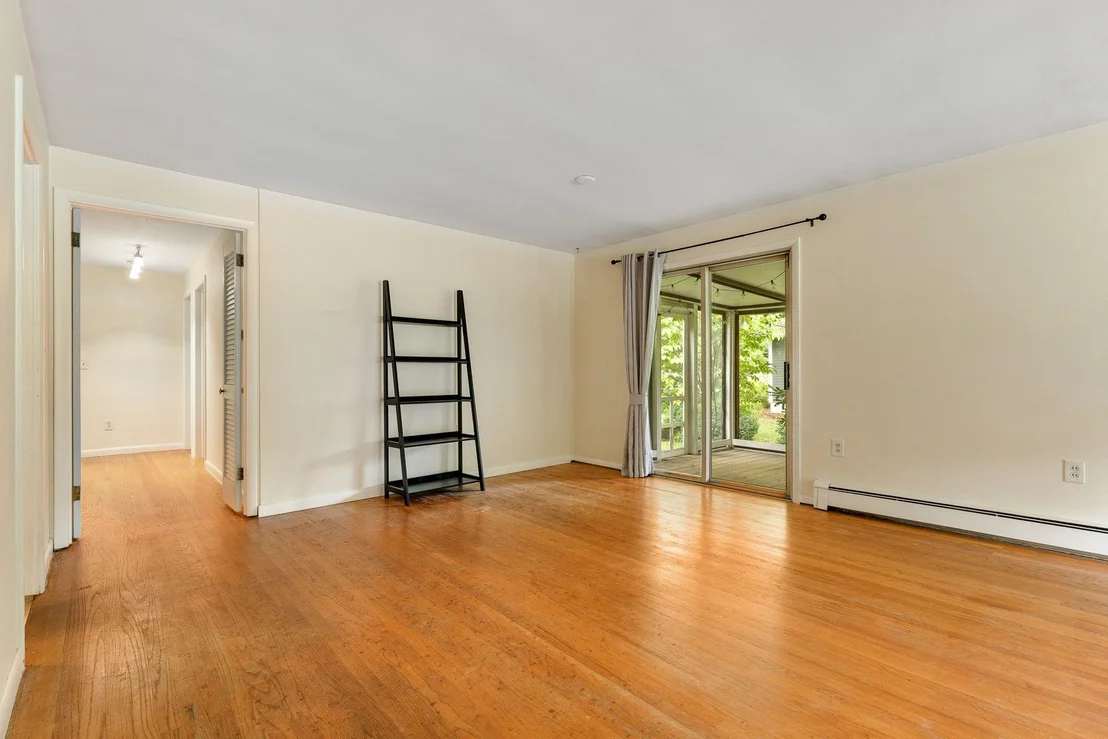 Photo of 106 Killarney