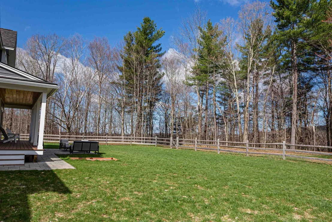 Photo of 241 Maple Basin