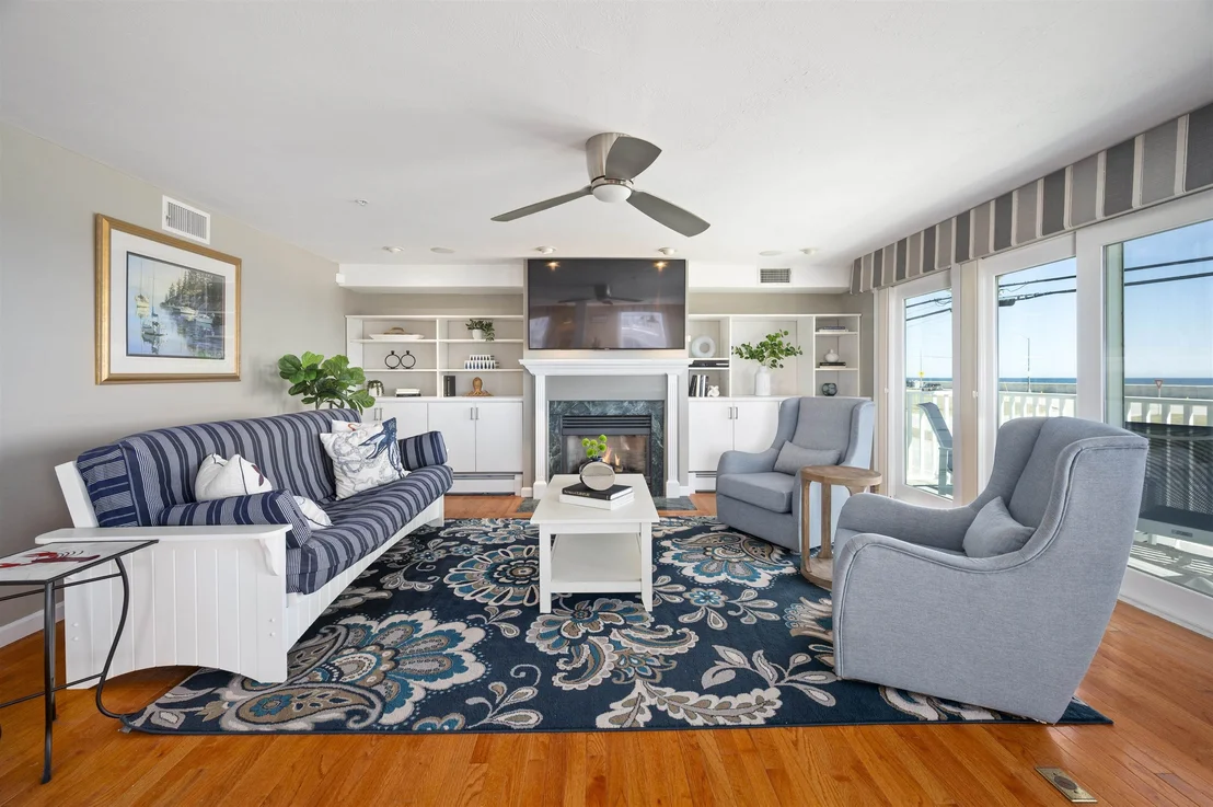 Photo of Unit 1 at 605 Ocean