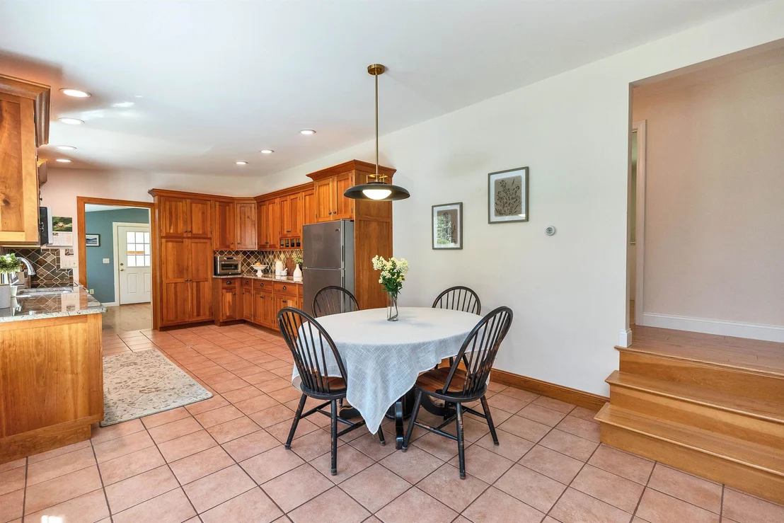 Photo of 78 Meadowcrest