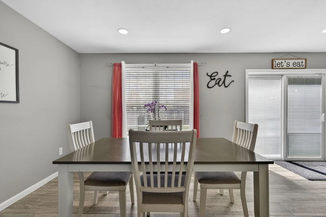 Photo of 54 Pine Hill