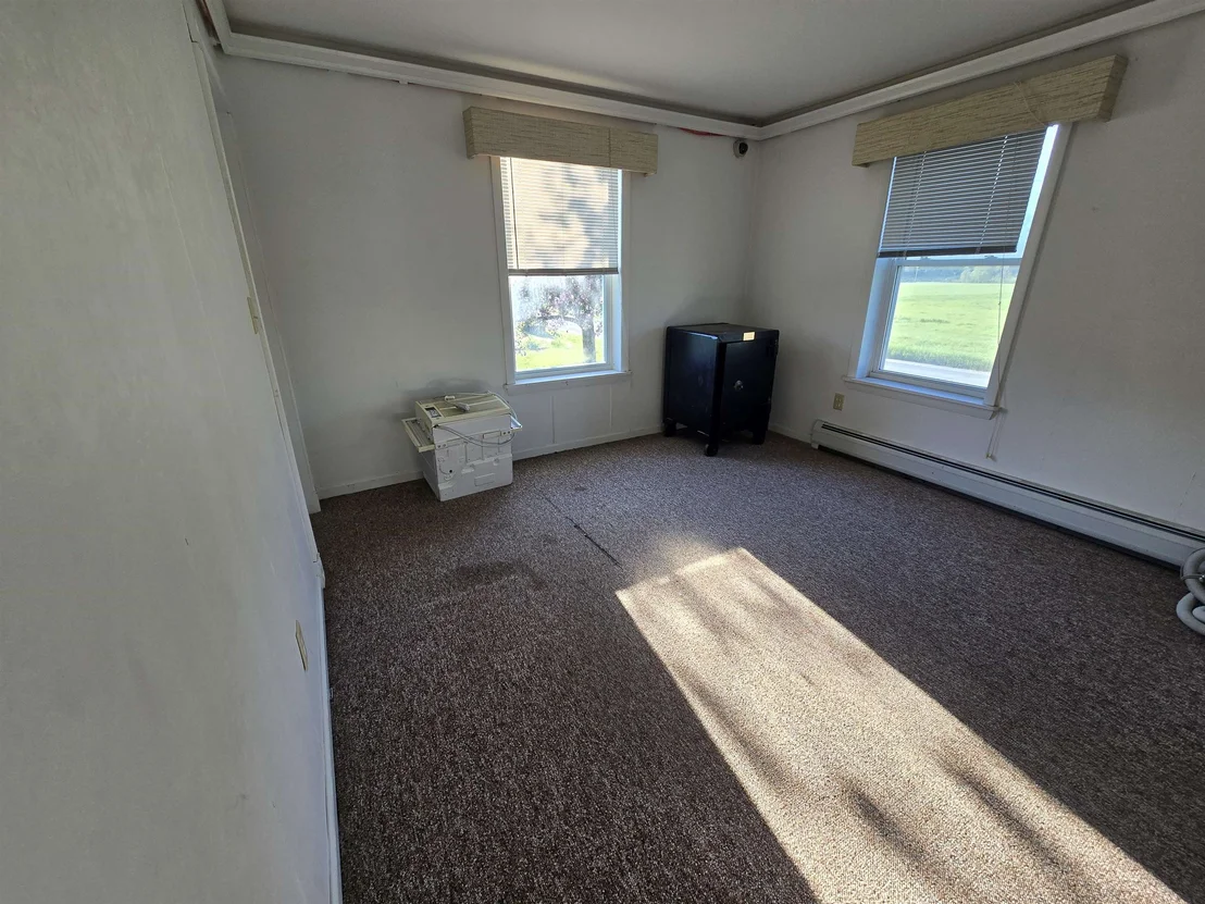 Photo of 268 Roaring Brook