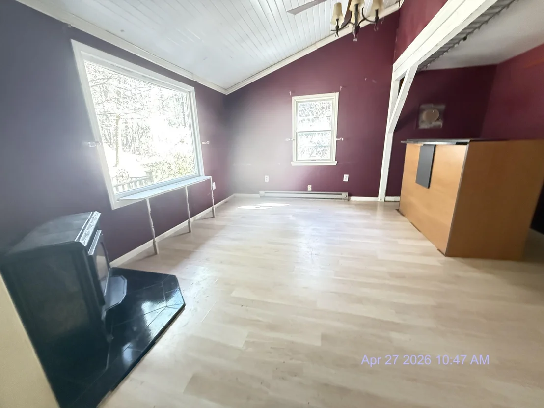 Photo of 2390 Morse Brook