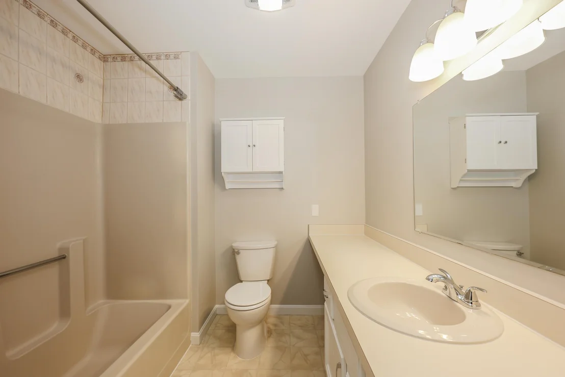 Photo of Unit 104 at 1465 Hooksett