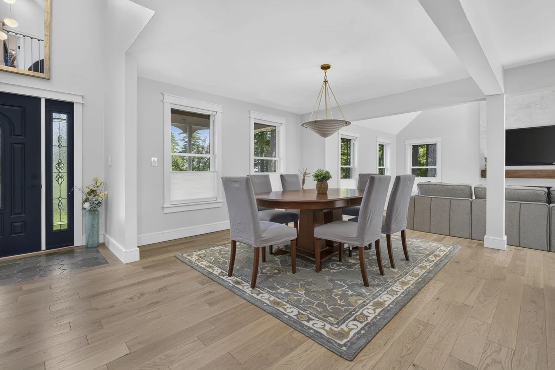Photo of 4 Taconic