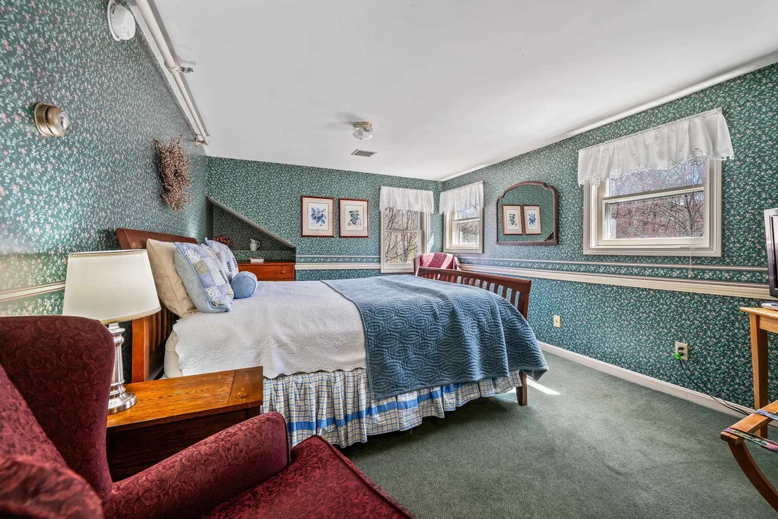 Photo of 12 Thorn Hill