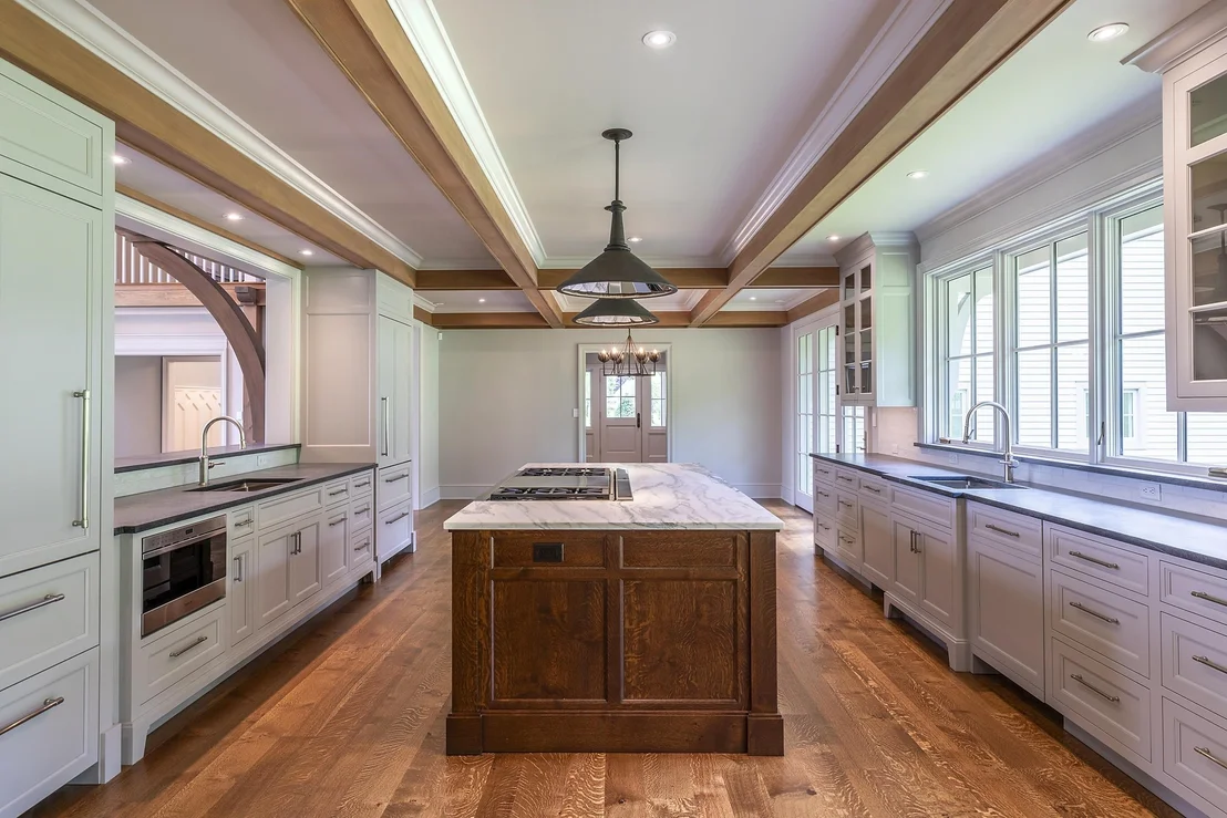 Photo of 551 West Fields