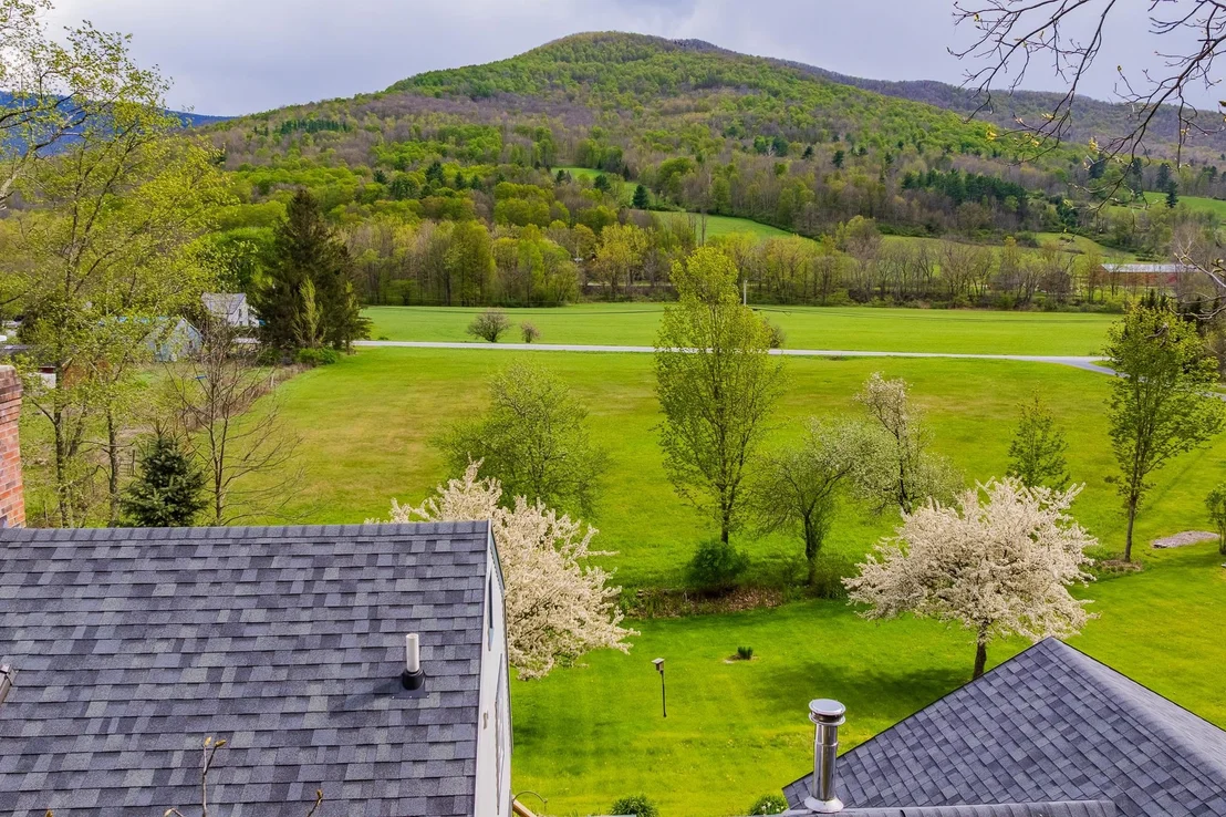 Photo of 136 Fox Run